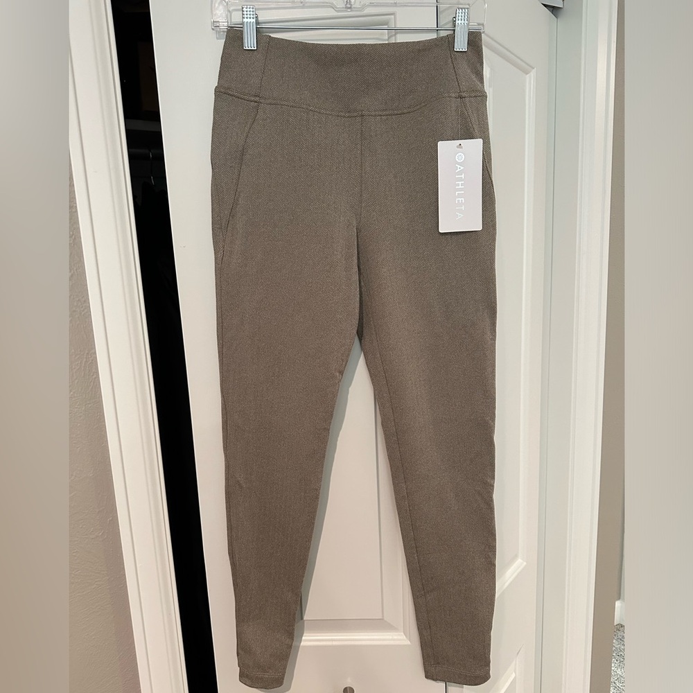 NWT Athleta Delancey Skyline Tight Sz: Small